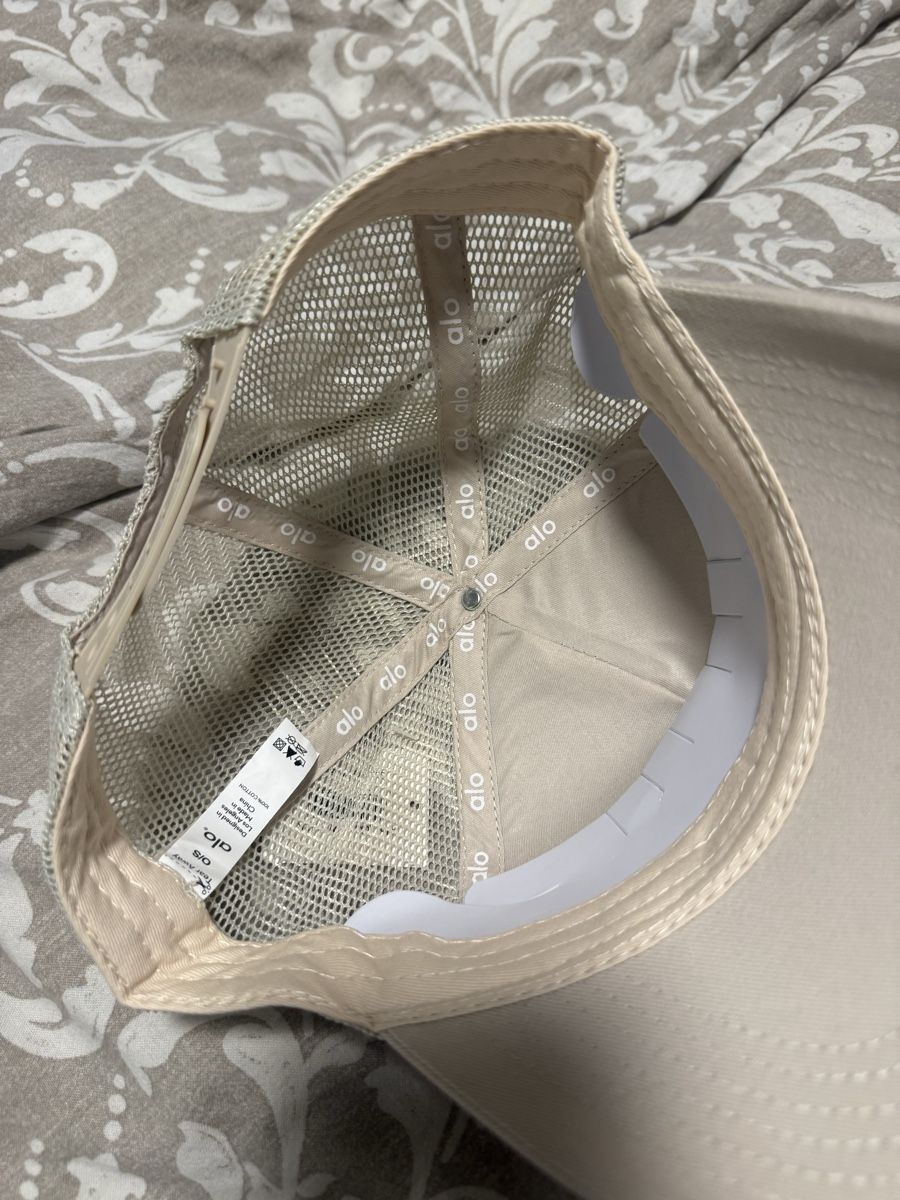 Sonstige Kleidung & Accessoires: Alo Cap – Neu (gemäss Beschreibung) aus Wetzikon ZH von shey7 1