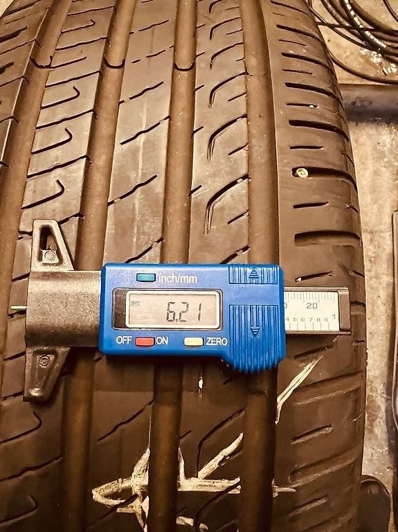 Barum Pneus & Kompletträder: 205/60 R16 96W Barum Bravuris 5 – Gebraucht aus Füllinsdorf von pne_898y