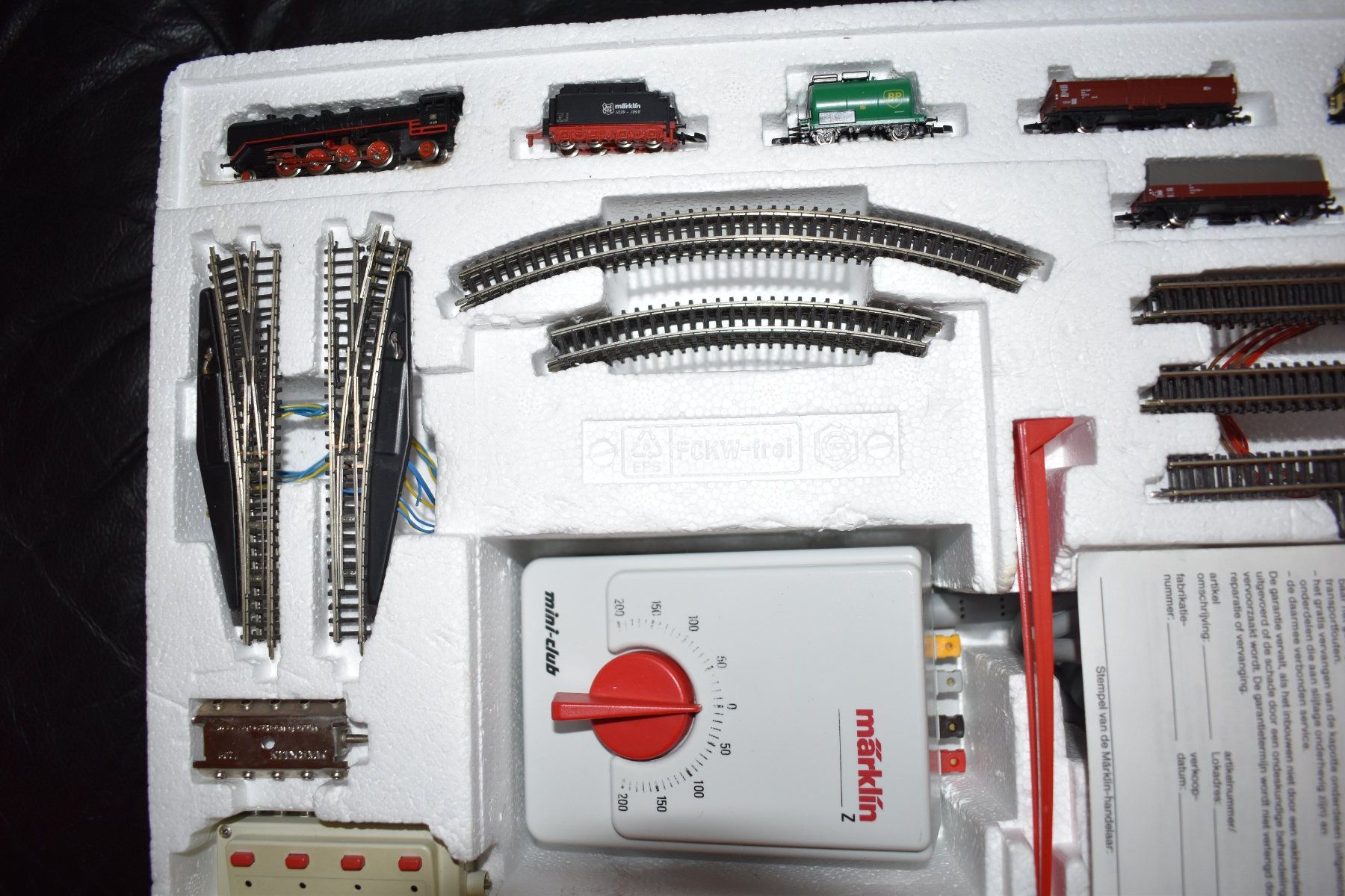 Märklin Modelleisenbahnen: Märklin Z Coffret de démarrage 81780 – Gebraucht aus Le Locle von skycomputer 2