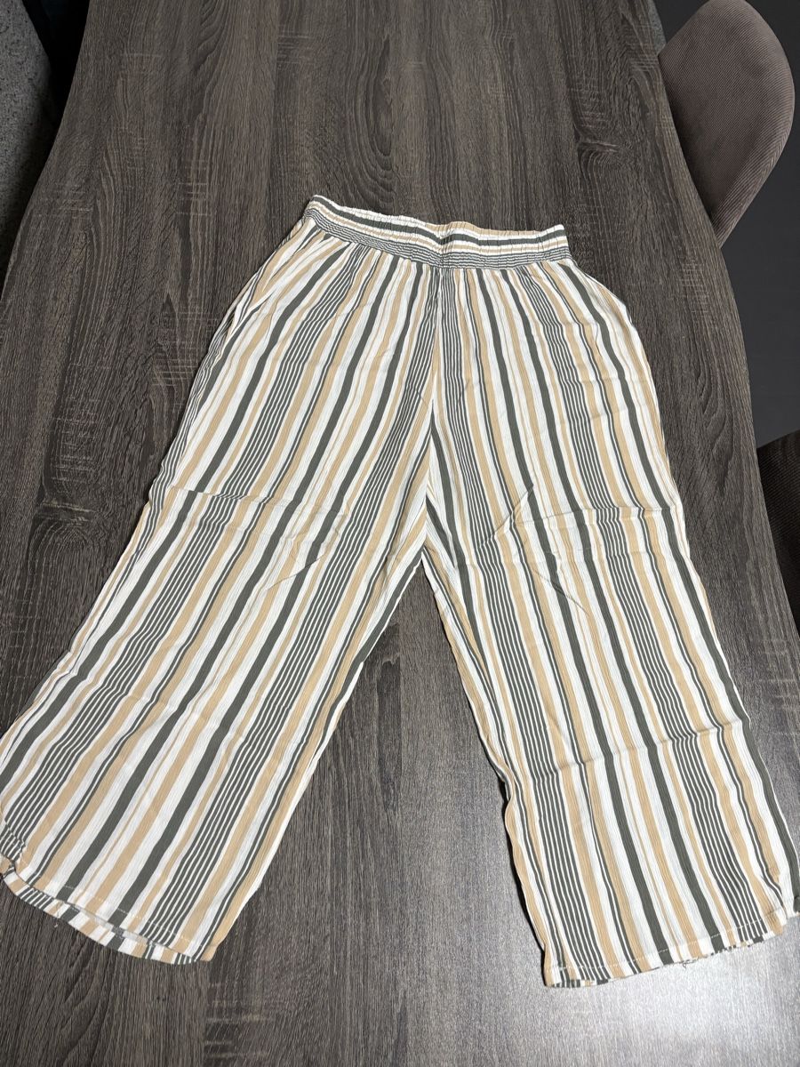 Pantaloni: Damen Sommerhose,Gr.M – Usato da Winterthur venduto da Nena222