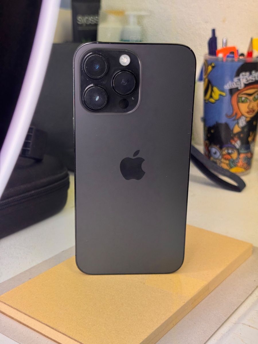 Apple Telefoni cellulari / Smartphones: iPhone 14 Pro Max – Usato da Bern venduto da Felipe1ch