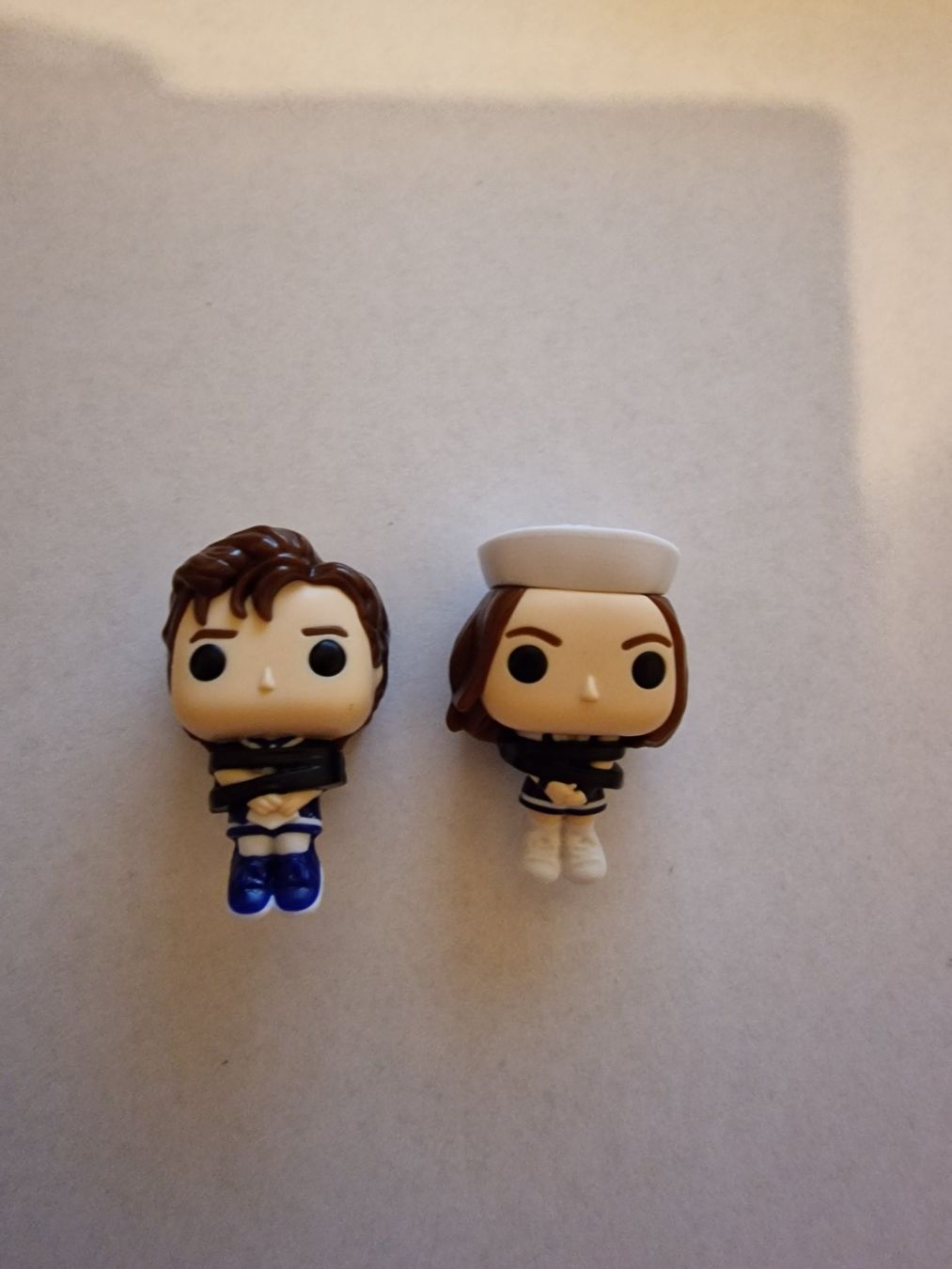 Funko Figuren: Stranger Things Kinder Joy Figur Steve & Robin – Neu (gemäss Beschreibung) aus Koppigen von Kellerfundsachen 1