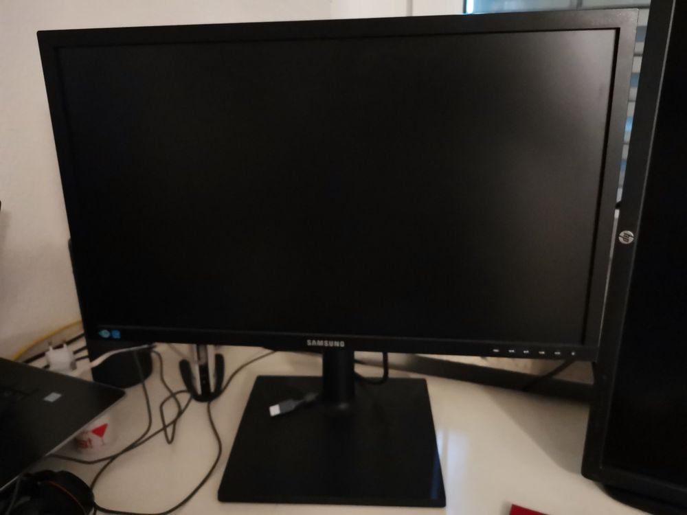 Samsung Monitor S24C650 (Gebraucht) in Basel für CHF 24 – nur Abholung ...