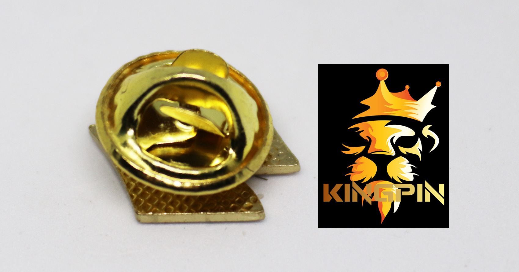 Placchette & Badge: Suzuki Logo Pin – Usato da Hinterforst venduto da -KINGPIN- 1