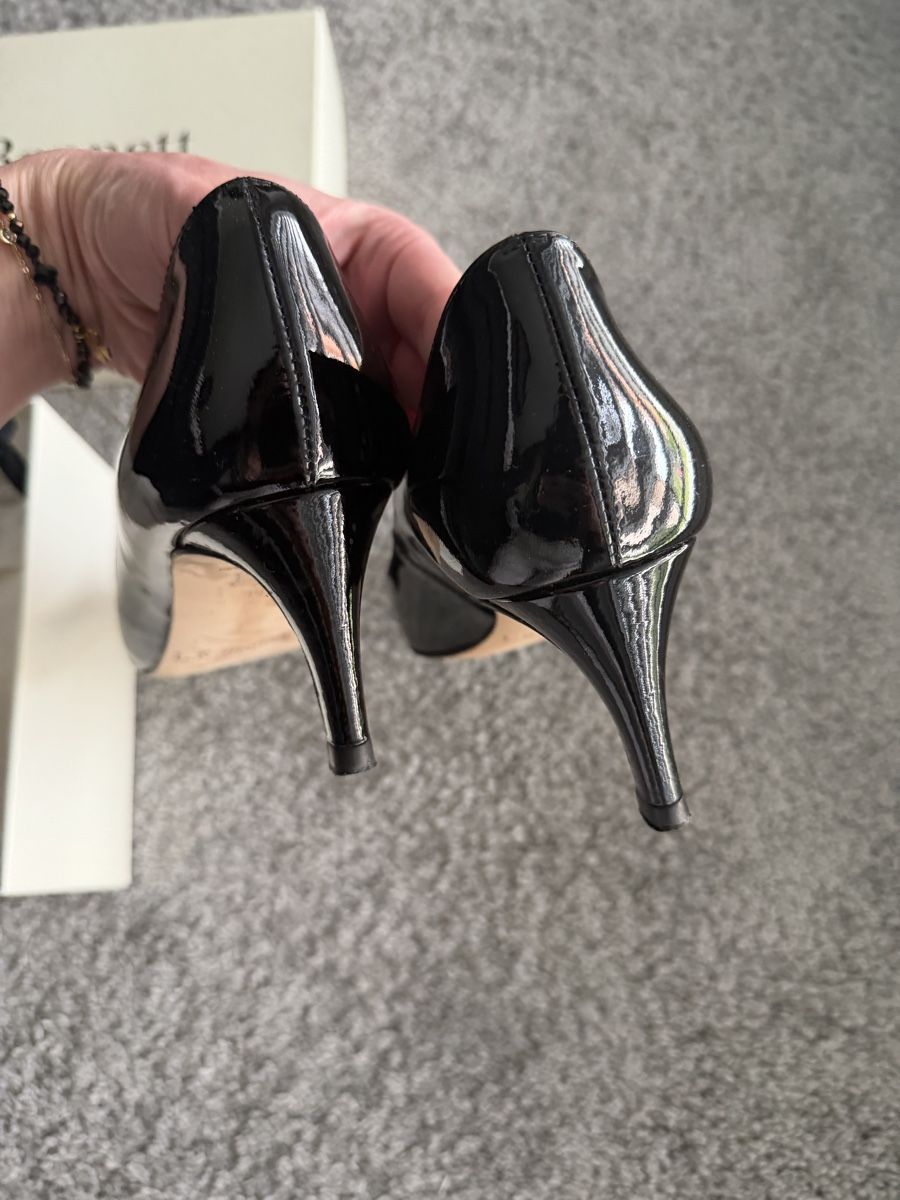 Scarpe da donna: L.K.Bennett 38 heels like new – Usato da Elgg venduto da kin_z9dq 2