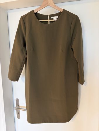H&M Kleid olivgrün 40