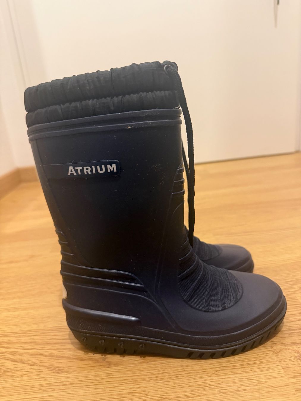 Schuhe für Jungen: Atrium Gummi/Winterstiefel 31 – Gebraucht aus Kloten von jas_8lhy