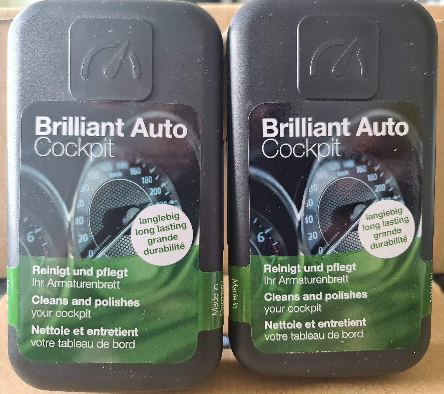 Pflegeprodukte: 2 Stück Brilliant Auto Cockpit Schwamm – Neu und originalverpackt aus Uerkheim von Kaufoption