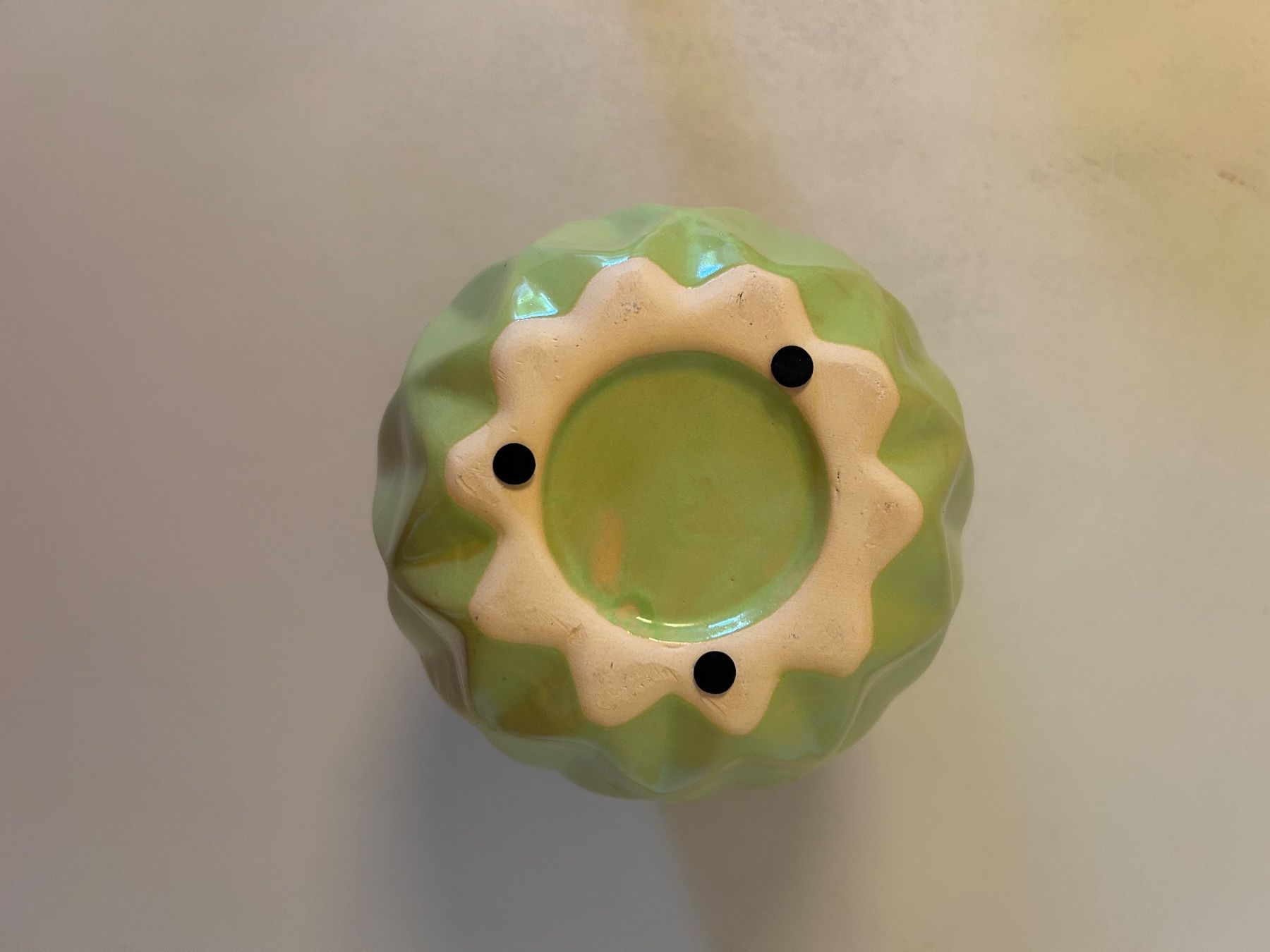 Vase & Récipients: Wunderschöne, limettengrüne Keramikvase – D'occasion à Rorschacherberg par Svebe 5