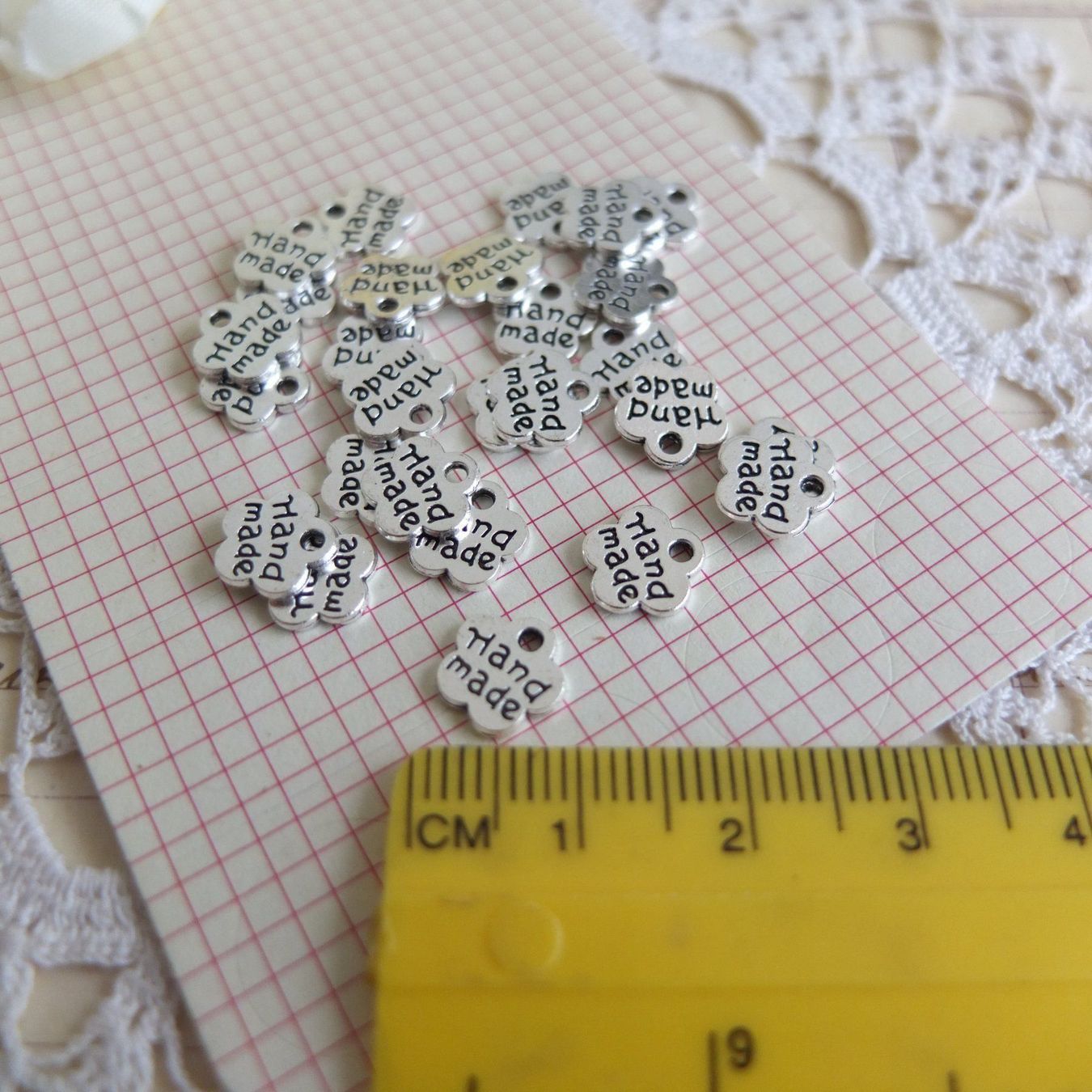 Materiale per decorazioni: 25x Anhanger Handmade Silver Look – Nuovo (secondo la descrizione) da Meyrin venduto da laservette99 1