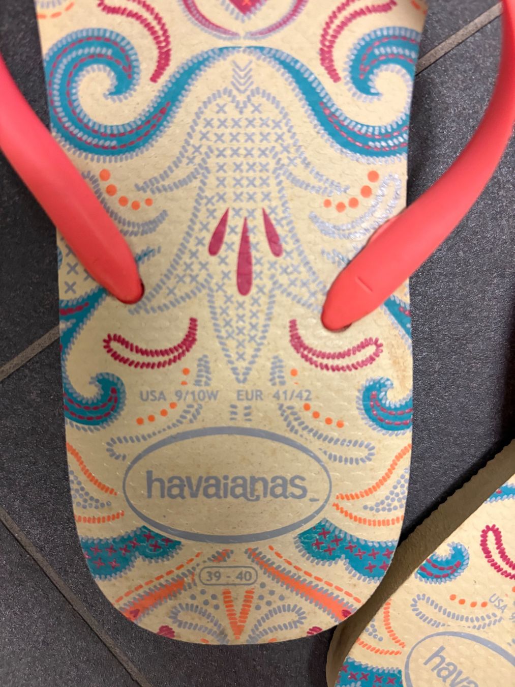 Havaianas Chaussures femmes: Havaianas - Größe 39/ 40 – D'occasion à Basel par SAF 2