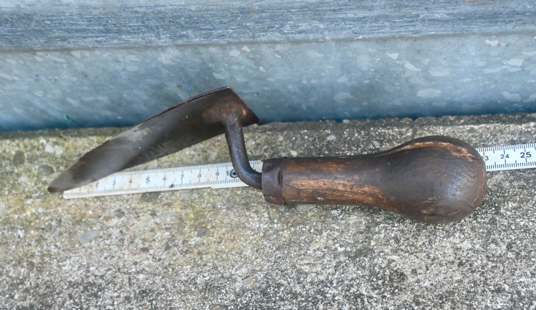 Tutti gli attrezzi: antike spez. Kelle länge ca. 23cm – Usato da Pfaffhausen venduto da mono_rec 1