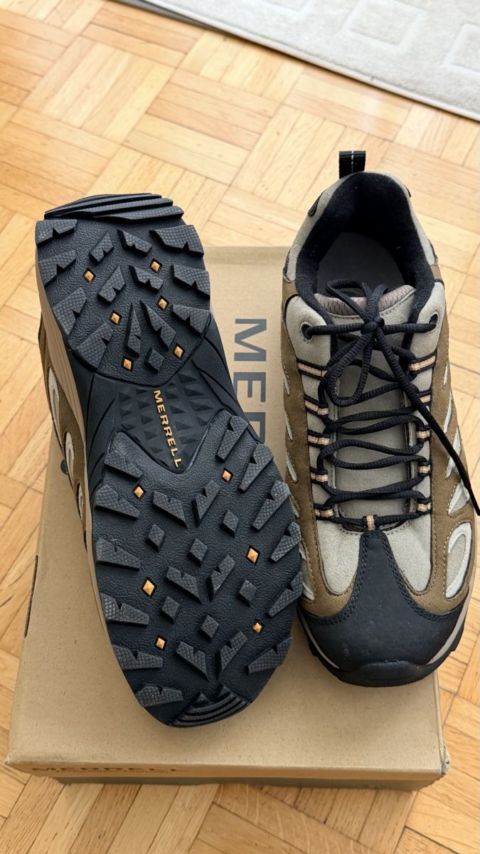 Merrell Scarpe da uomo: Merrell Herren Wanderschuhe Gr. 44.5 – Nuovo e nell'imballaggio originale da Basel venduto da skyluck