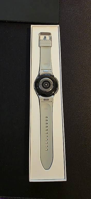 Samsung Smartwatch: GALAXY SAMSUNG Watch6 Classic LTE 43mm – Gebraucht aus Bern von Ssra 2