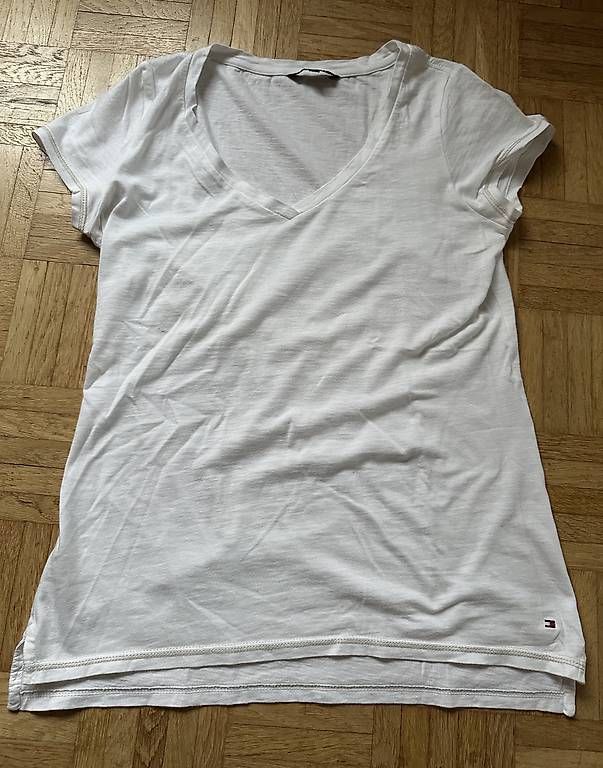 T-shirts: 3 Tommy Hilfiger T-Shirts Gr.M – D'occasion à Stäfa par DearDarling 2
