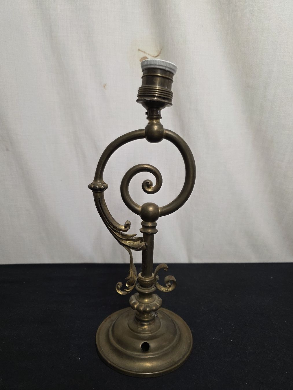 Lampadari & plafoniere: Antike Messinglampe, Jugendstil-Leuchter, Vintage Deko-Objek – Usato da Wolfertswil venduto da Antiko