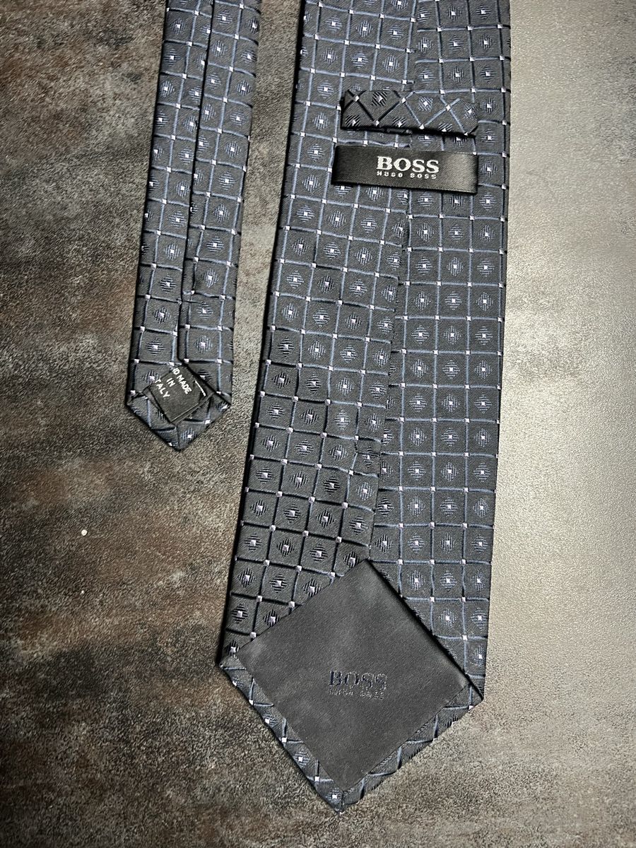Hugo Boss Krawatten: Hugo Boss Krawatte – Gebraucht aus Wettingen von NickInc 2