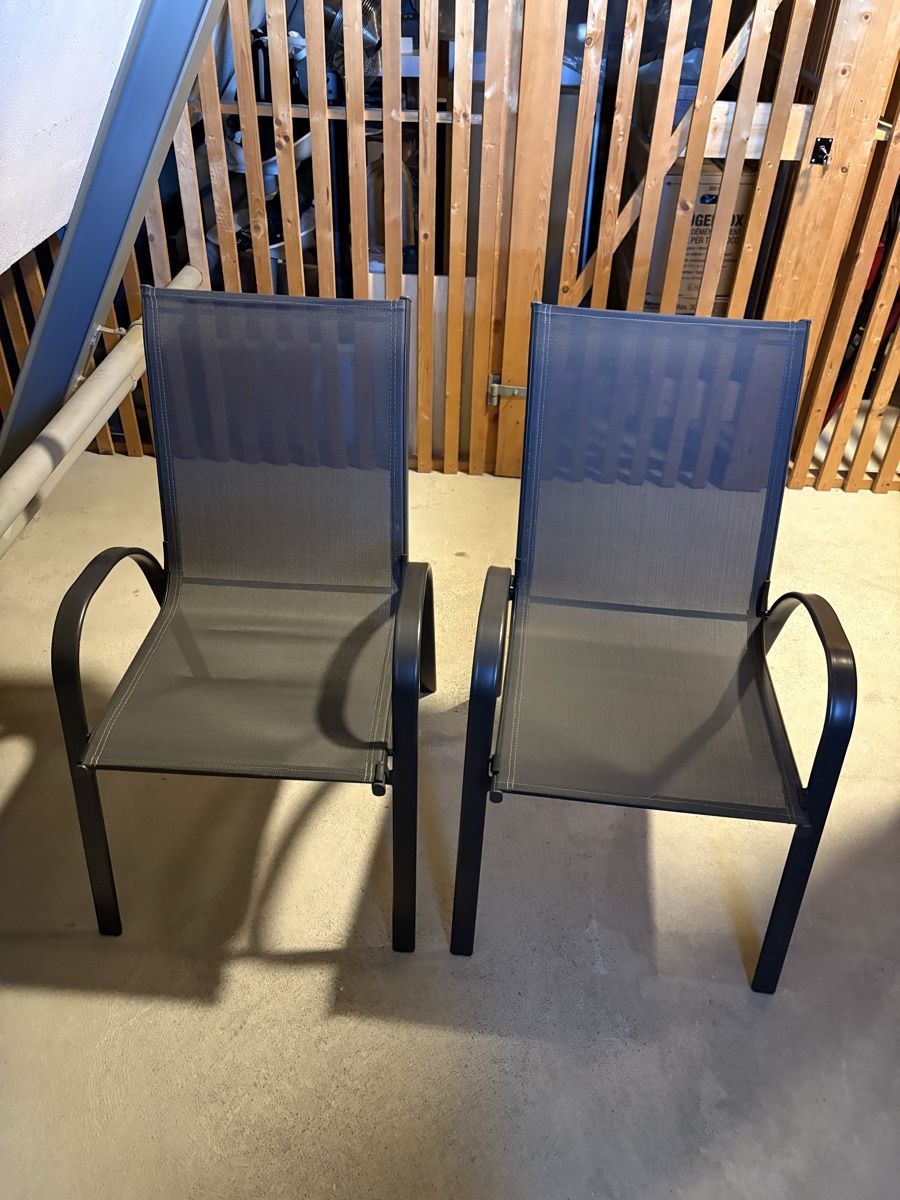 Chaises: 2 Gartenstühle – D'occasion à Zürich par deepcalvin