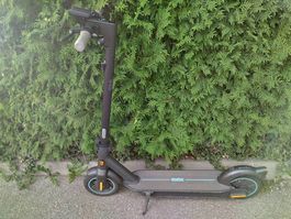 Trottinette électrique Segway Ninebot Max G30D (1ère gén).