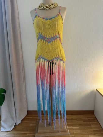 Robe d'été boho chic jaune avec franges colorées tie & dye