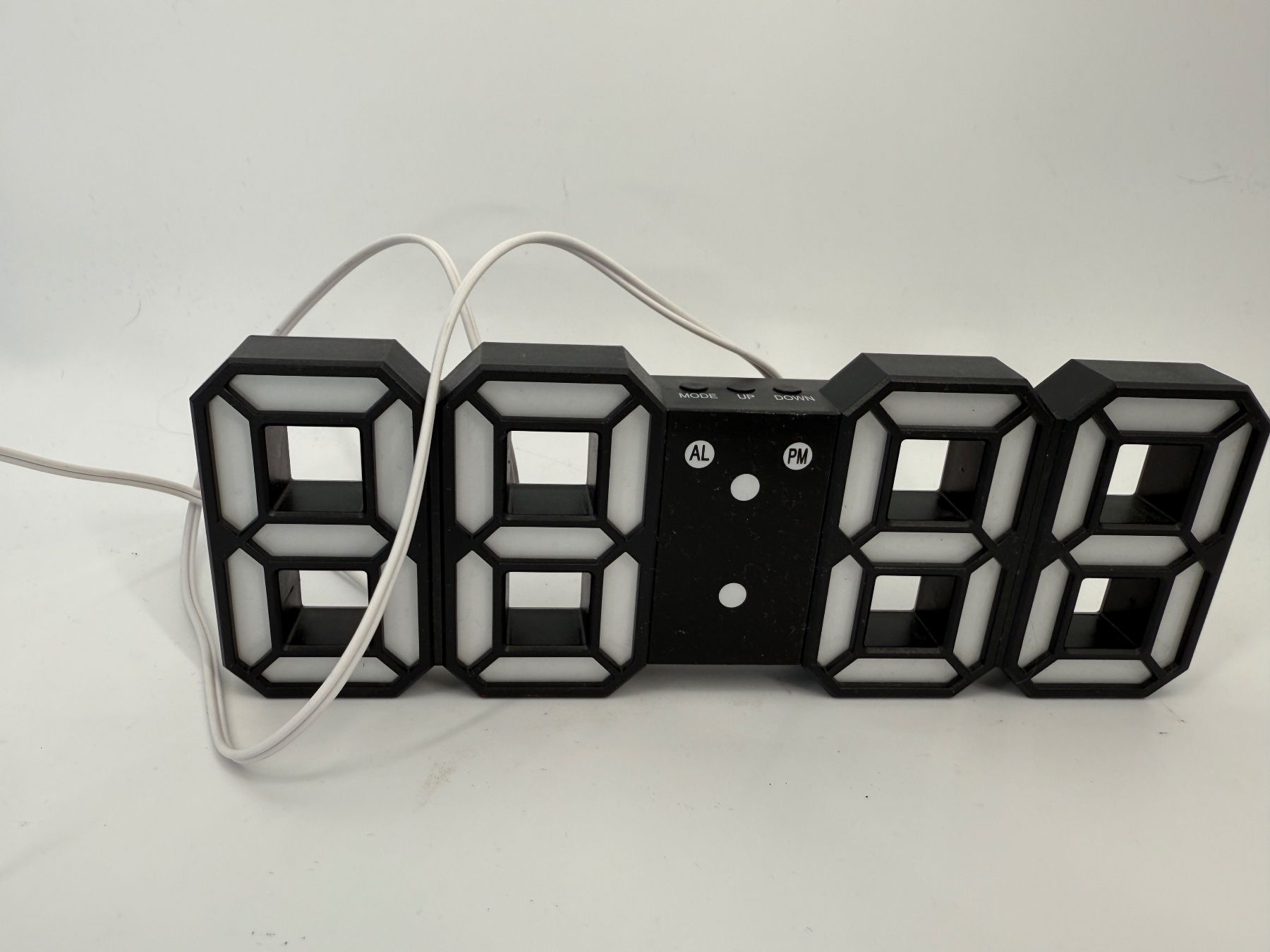 Orologi: LED Digital Uhr/ Wecker – Usato da Auenstein venduto da moin. 1