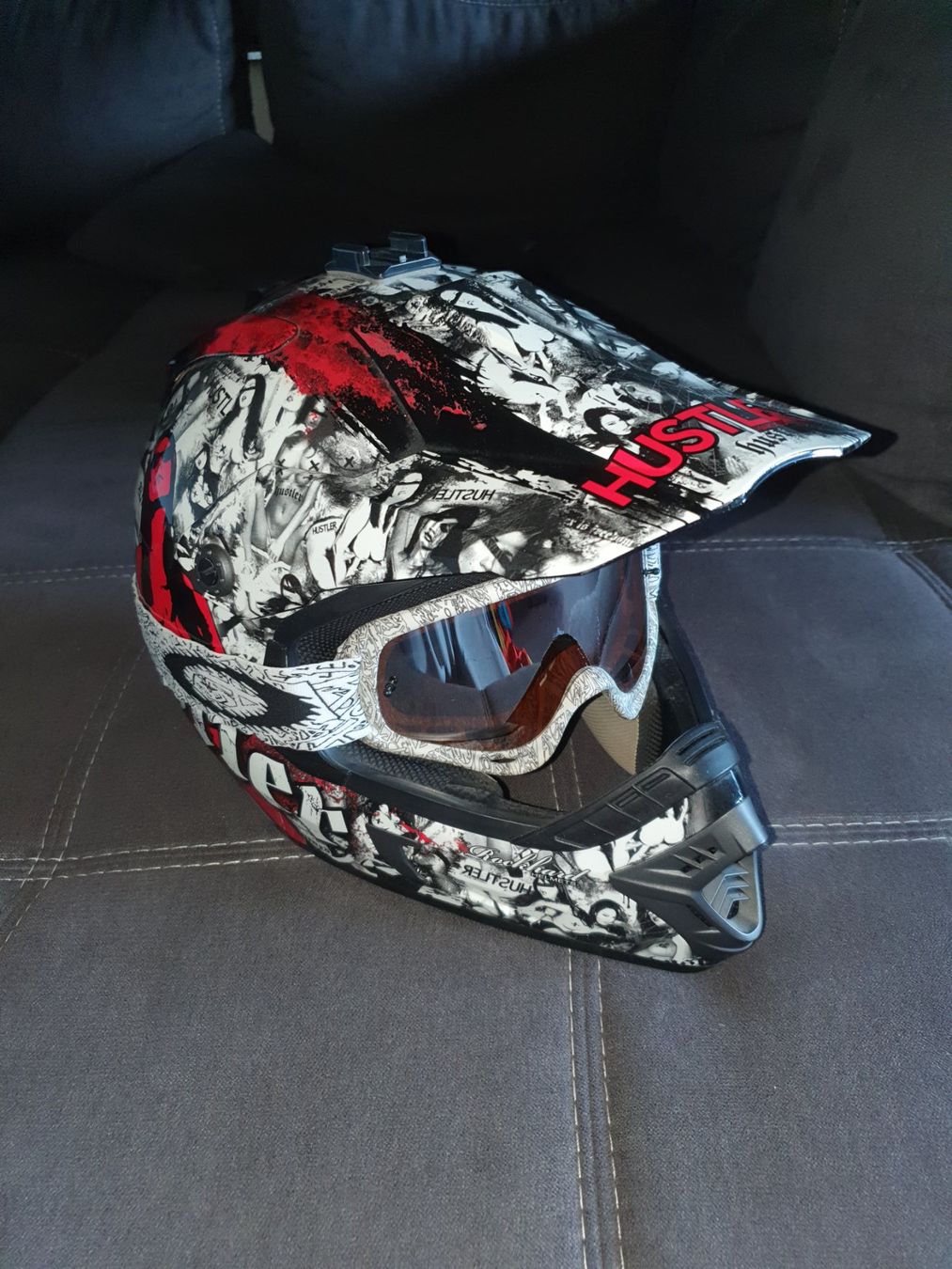 Caschi & visiere: Rockhard Helmet MX Hustler Limited Edition Version 1 – Usato da Sargans venduto da Cronic85