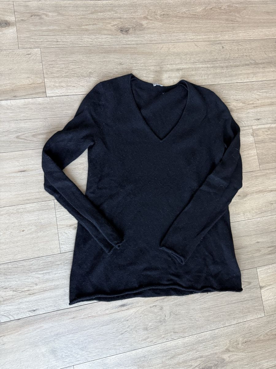 FTC Maglioni & Felpe: FTC Kaschmir Pullover mit V-Ausschnitt  – Usato da Kerns venduto da osco01