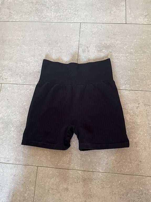 Leggings: Kurze Leggings – Usato da Schwarzenbach SG venduto da Winston95