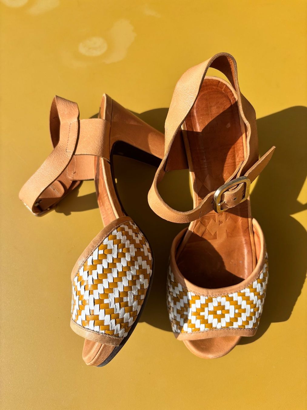 Chie Mihara Damenschuhe: CHIE MIHARA beige Pumps Gr. 36 – Gebraucht aus Zürich von missmodernage 1