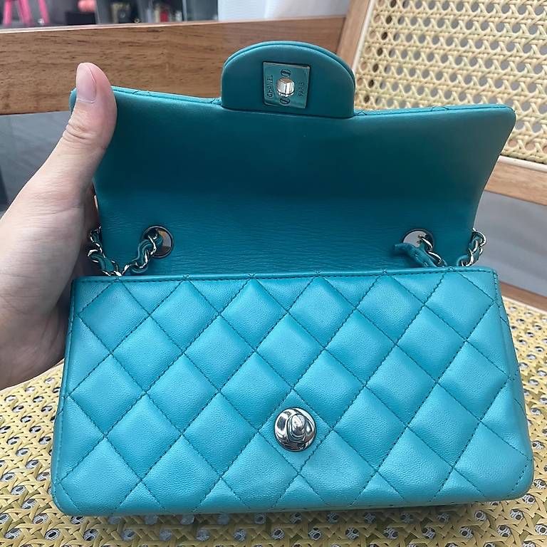 Borse da donna: Chanel Classic Flap Mini Rectangulaire Turquoise  – Usato da Lausanne venduto da Temamapaire 3