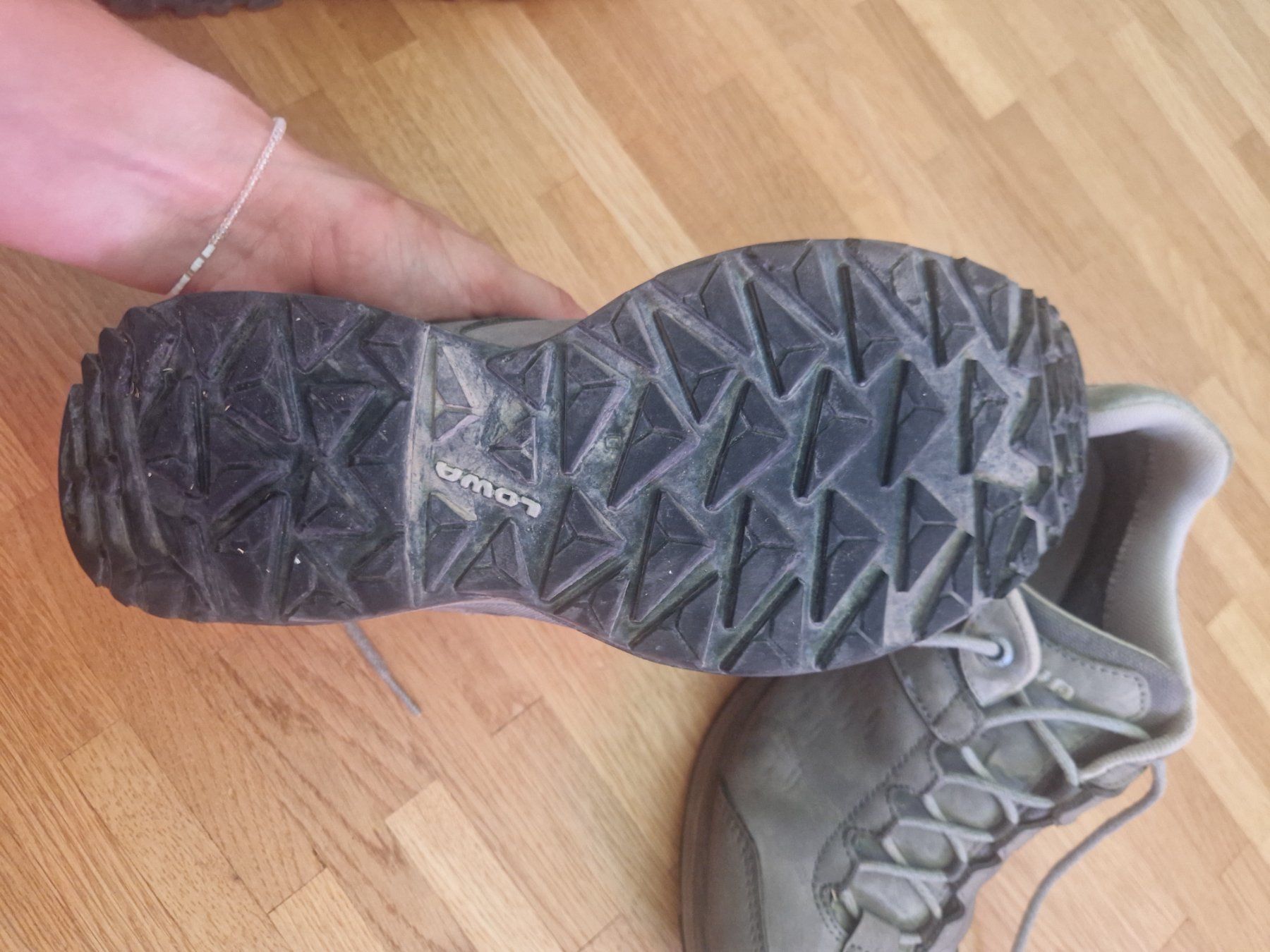 Lowa Damenschuhe: Hiking shoes Gortex Lowa – Gebraucht aus Renens VD von elenamozart 3