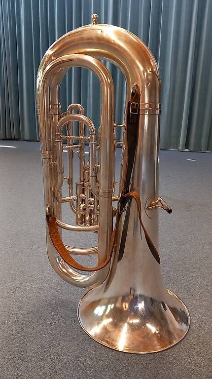 Strumenti musicali: B-Tuba Besson New Standard, versilbert 3 Ventil – Usato da Uster venduto da mus_t2bq 2