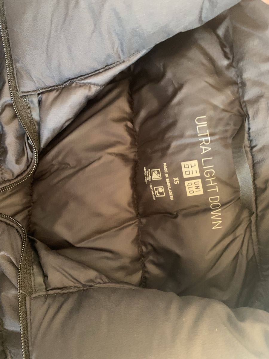 Uniqlo Giacche: Uniqlo Ultra Light Down Jacke – Nuovo (secondo la descrizione) da Zürich venduto da p_q7q_nichtraucher 3
