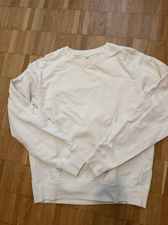 Pullover & Sweatshirts: Uniqlo Pullover Grösse S – Gebraucht aus Zürich von san_7n2l