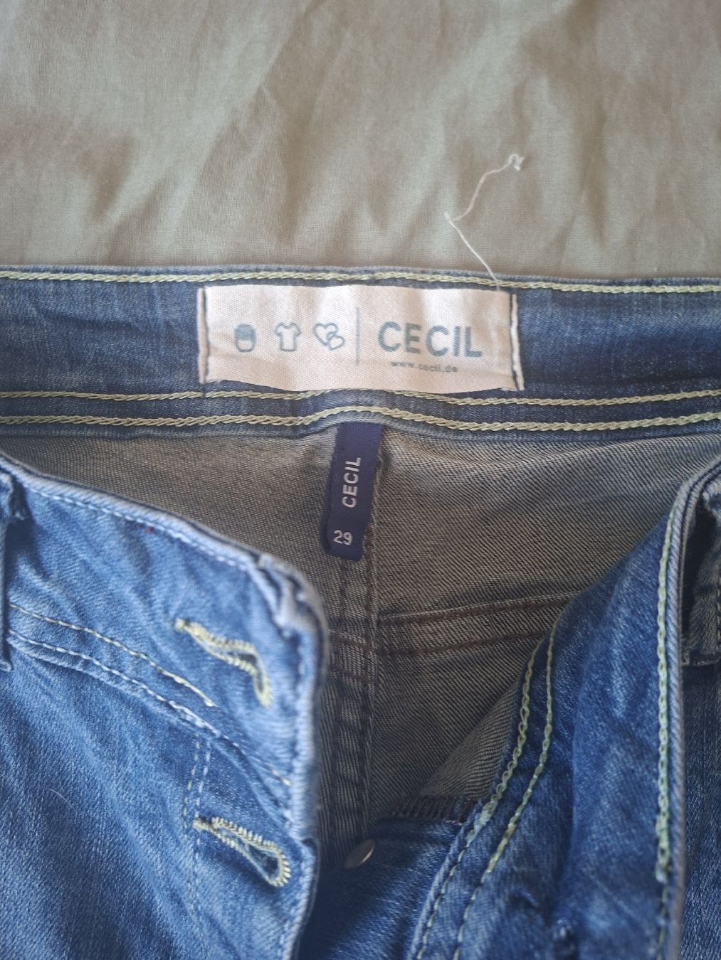 Cecil Jeans: Cecil Jeans Gr.29 – Usato da Sumiswald venduto da Cicco02 1