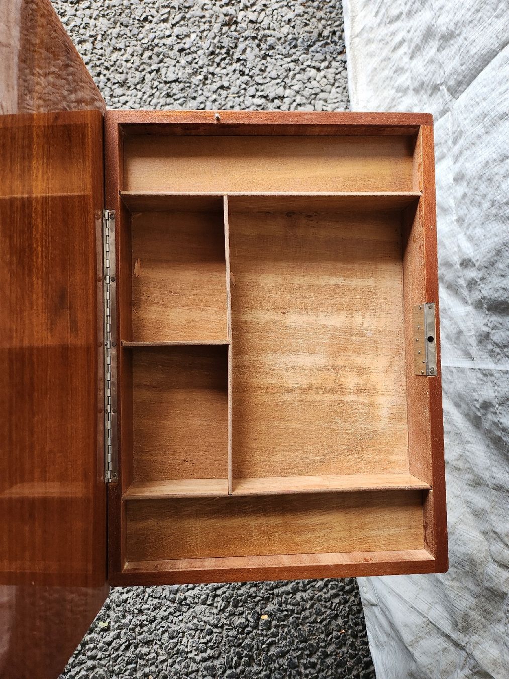 Tables: Petite table – D'occasion à Prêles par fafa11 2