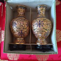 2 magnifiques Vases Cloisonné d'Art Traditionnel Chinois,