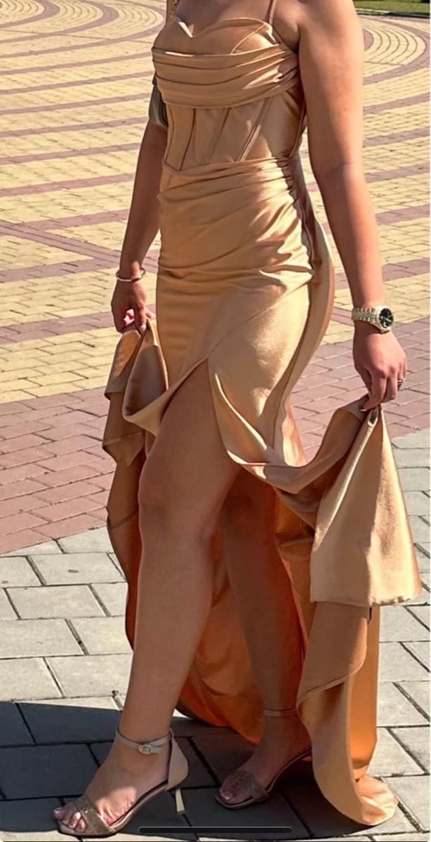 Vestiti: Abendkleid – Usato da Pfyn venduto da anc_l8gf 1