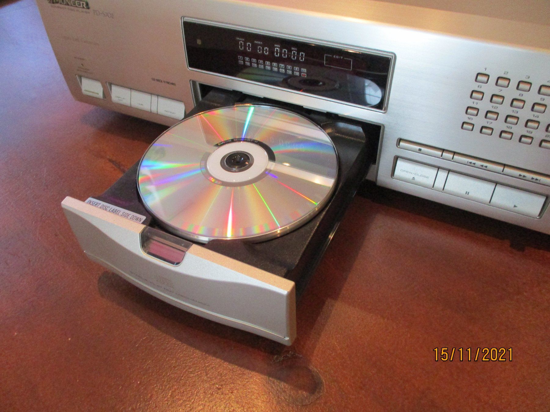 Pioneer Multimediaplayer & Streamer: Pioneer PD-S 702 CD Player in champanger – Gebraucht aus Liestal von Disc-Point 4