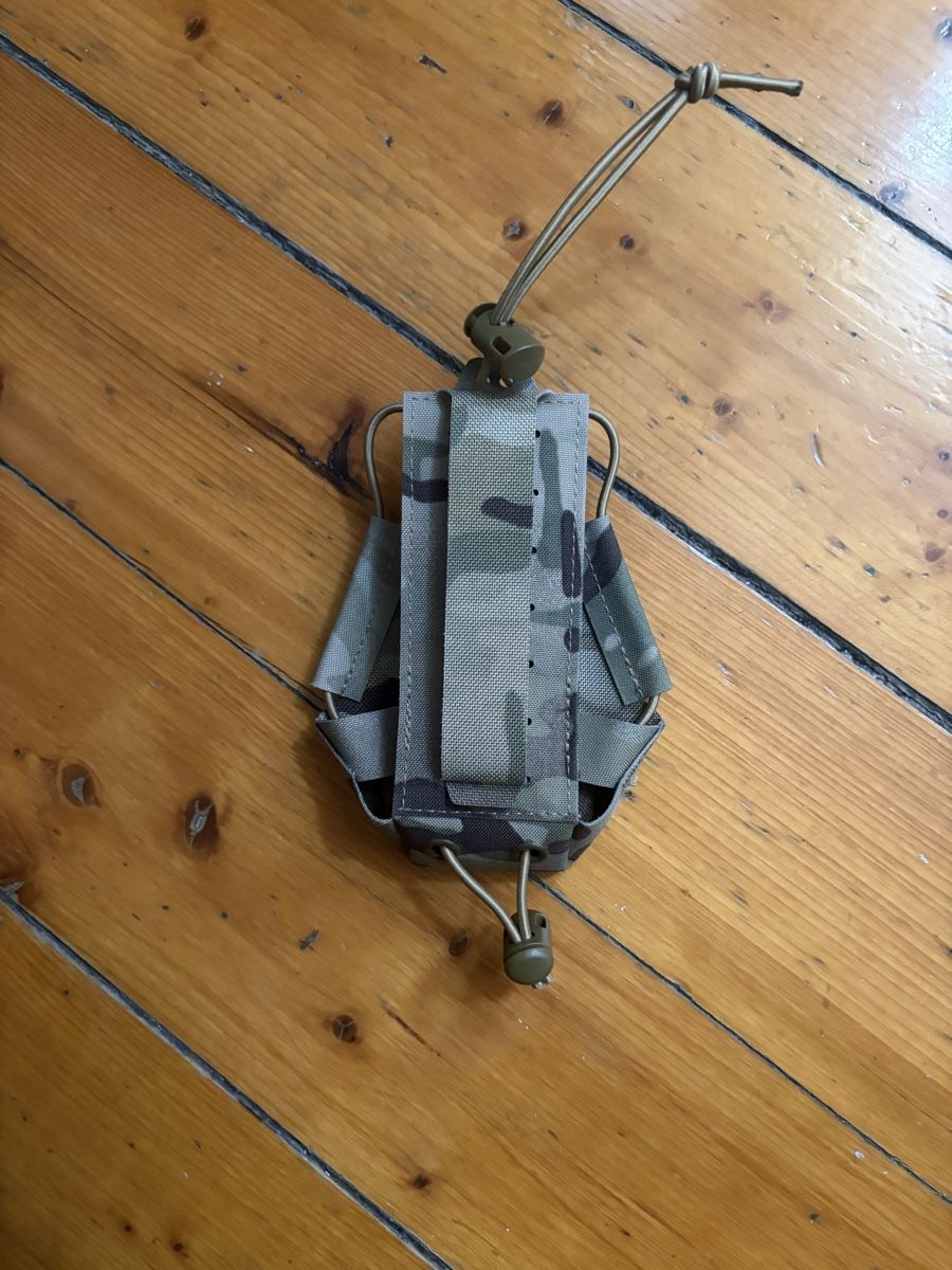 Sacs: Multicam radio pouch – Neuf (Voir description) à Novazzano par militaryautist 1