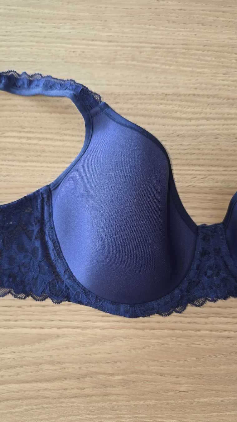 Calida Altra biancheria intima: Soutien-gorge Calida  – Usato da Le Pâquier-Montbarry venduto da Gruyere77 1