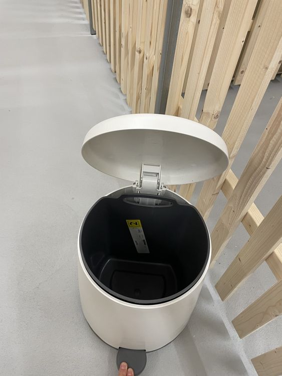 Mulleimer Tur Innenseite Ikea