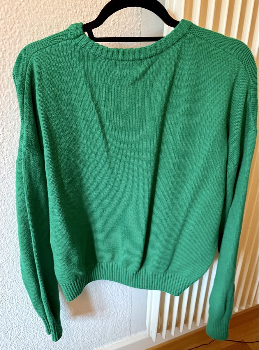 Pulls & Sweat-shirts: Schöner Wollpulli von RUBY, Grösse M – D'occasion à Biel/Bienne par do__q8td 2