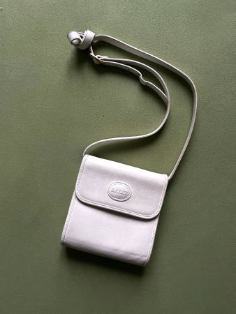Schicke Bally Leder Tasche Weiss. Sehr guter Zustand.