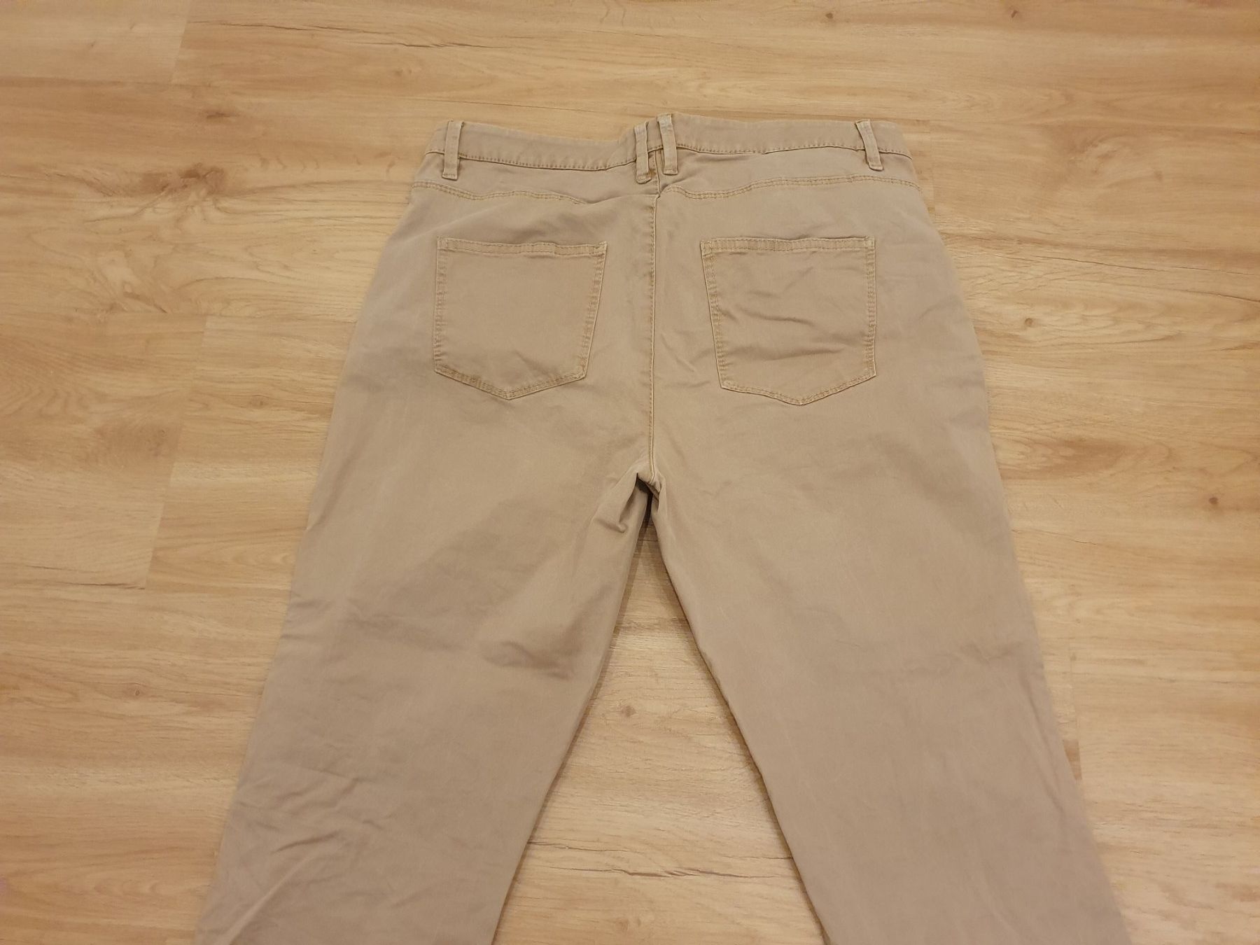Esprit Pantaloni: Esprit braune Chino, Gr. 38 – Usato da Heinrichswil venduto da sabi2809 7