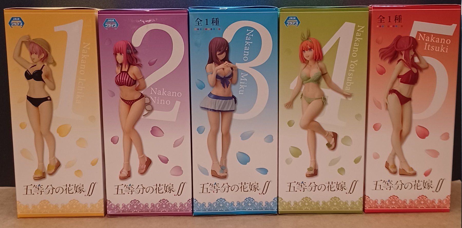 Statuette: The Quintessential Quintuplets série complète SPM 19 à 20cm – Nuovo e nell'imballaggio originale da St-Imier venduto da ATTAKSHOP 8