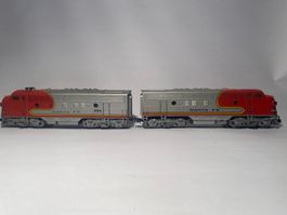 Märklin US- Diesellok SANTA FE rot/grau, AC Analog