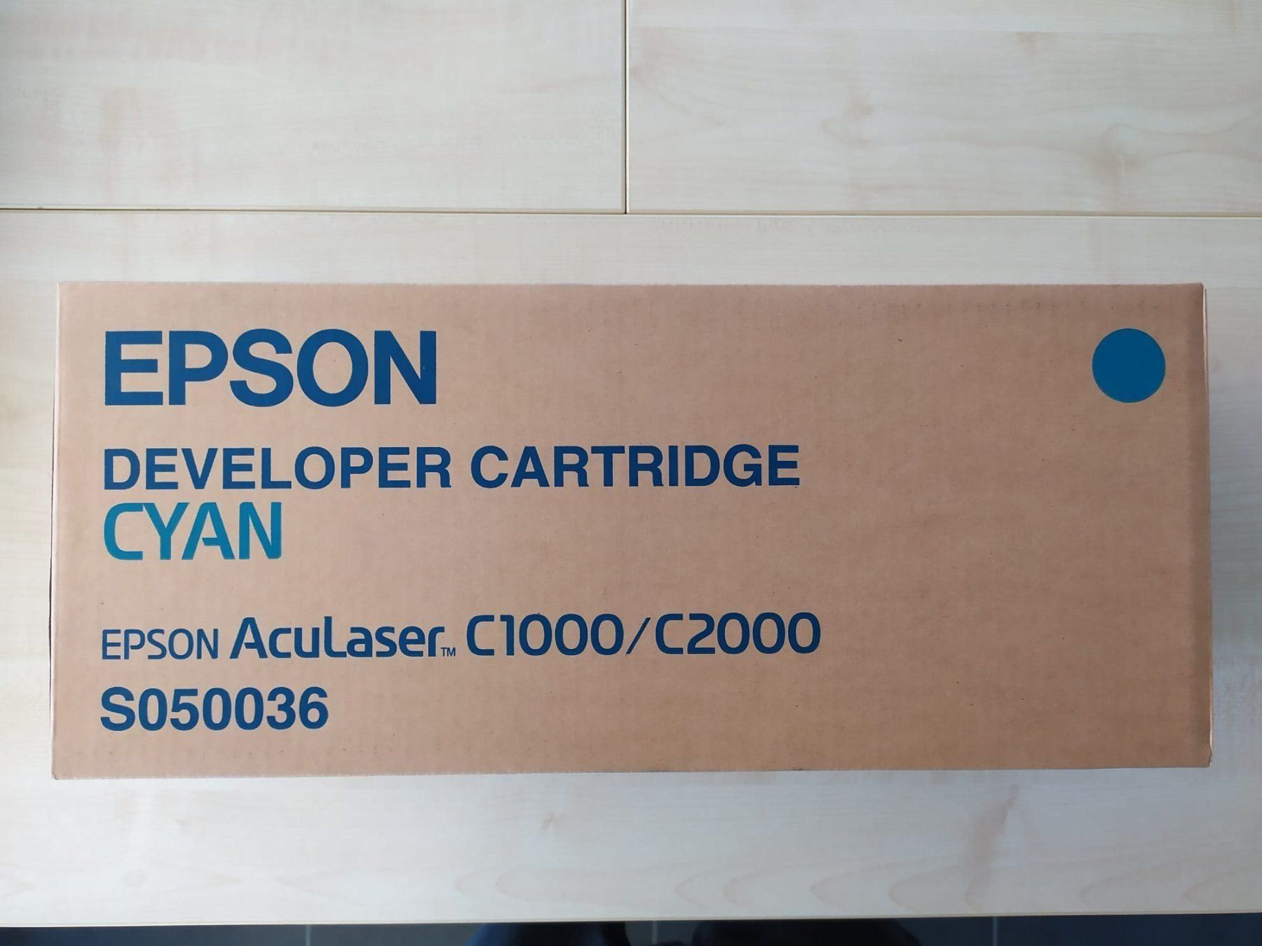 Epson Cartucce per stampanti & toner: Epson Toner Cyan AcuLaser C1000/C2000 – Nuovo e nell'imballaggio originale da Bronschhofen venduto da Opolino1