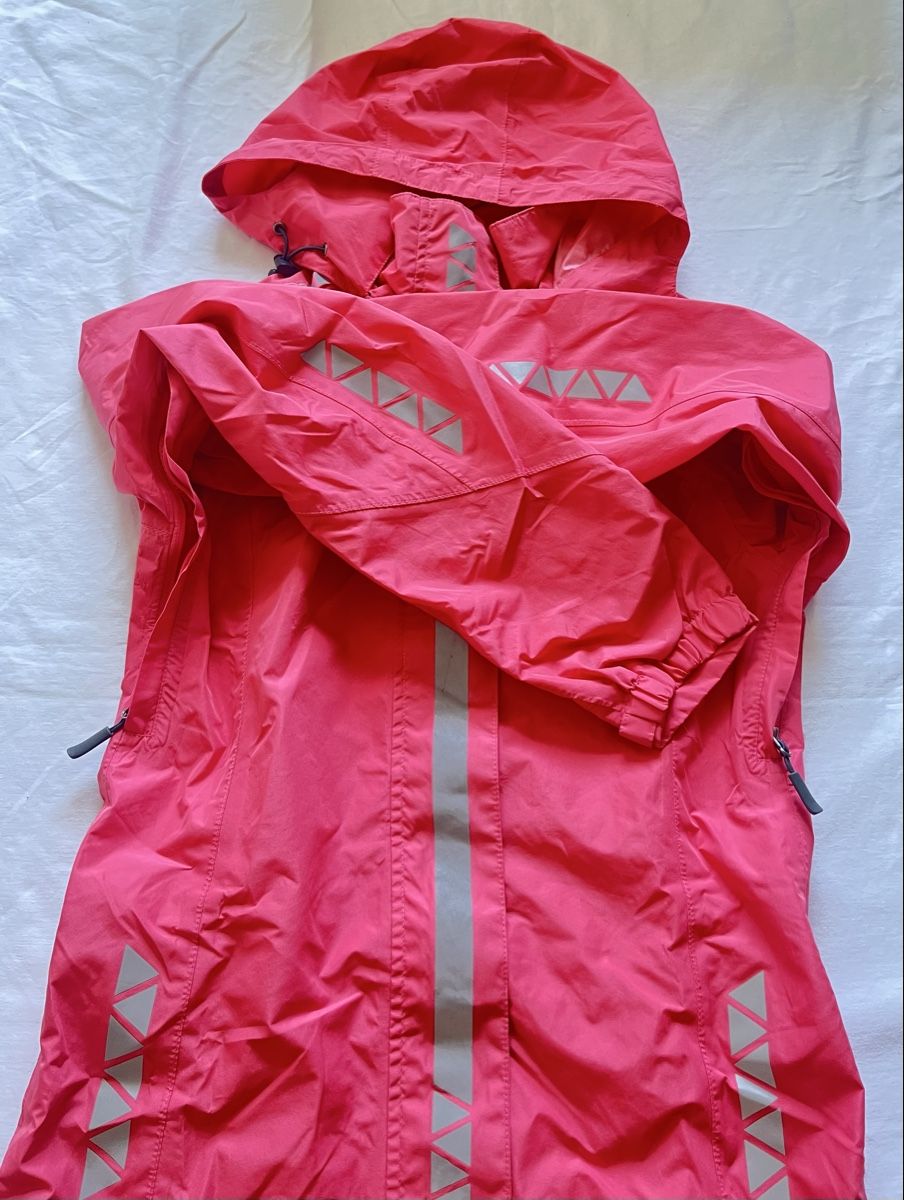 Jacken: Schöne Regenjacke Damen XS/34 – Gebraucht aus Davos Platz von Infinity795 3