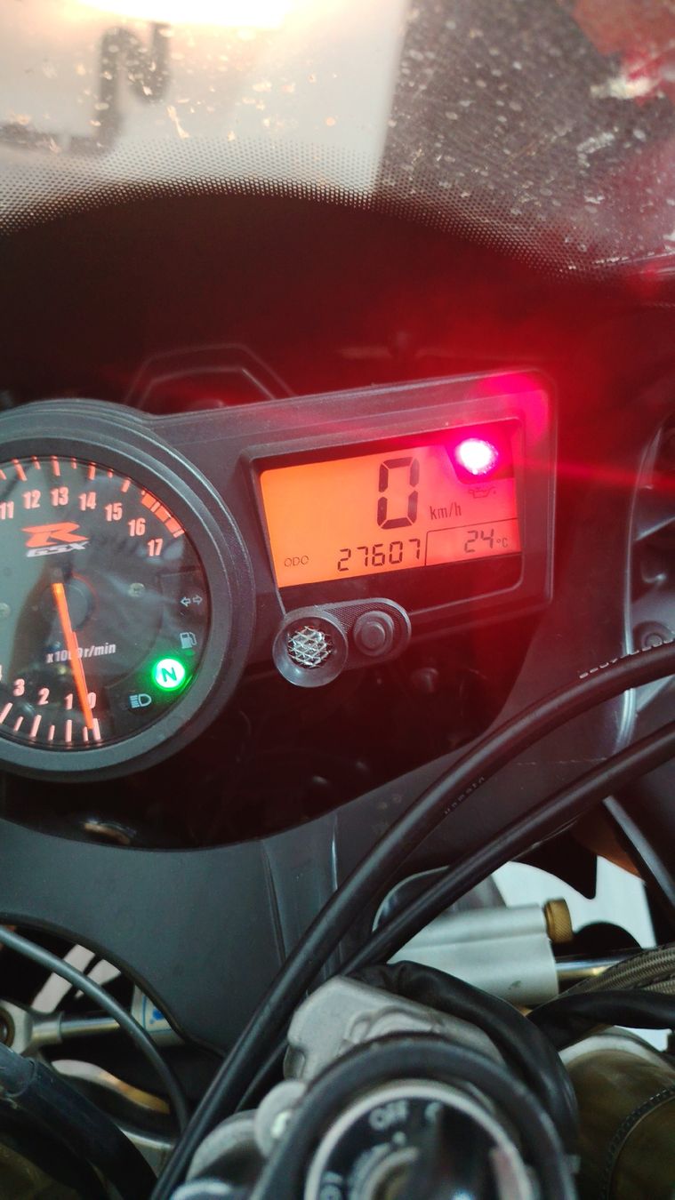 Suzuki Strada: Suzuki gsx-r 600 k5 – Usato da Thalwil venduto da do7_n6rl 1